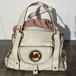 Michael Kors Shoulder Bag Ivory Pebble Leather